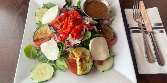 Insalata Caprese Salad