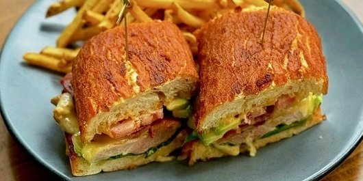 Grilled Chicken Sandwich Box