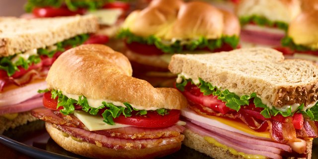 Supreme Sandwich Tray