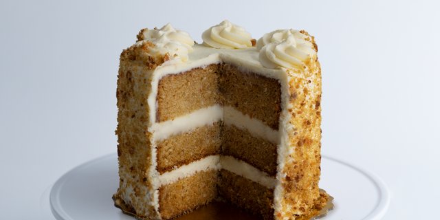 6" Carrot Cake