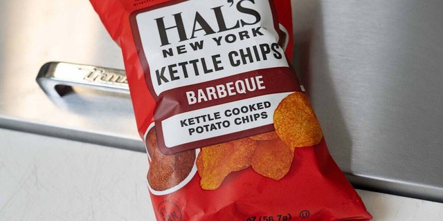 Hal's BBQ Chips