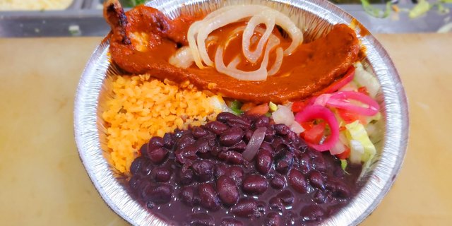Chipotle Chicken Boxed Lunch