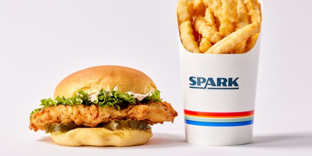 Crispy Chicken Sandwich Bagged Lunch