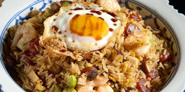 Chinese Sausage & Shrimp Fried Rice