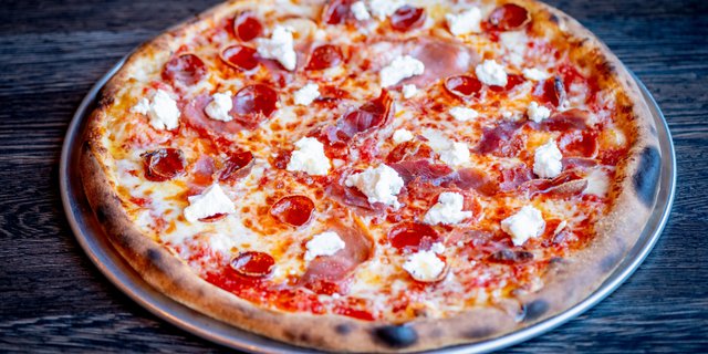 House ZA Pizza