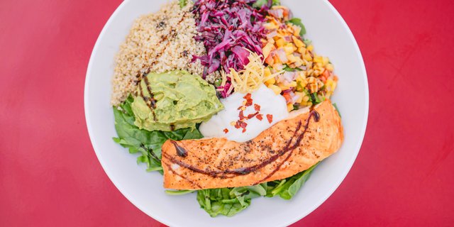 Baked Salmon Salad