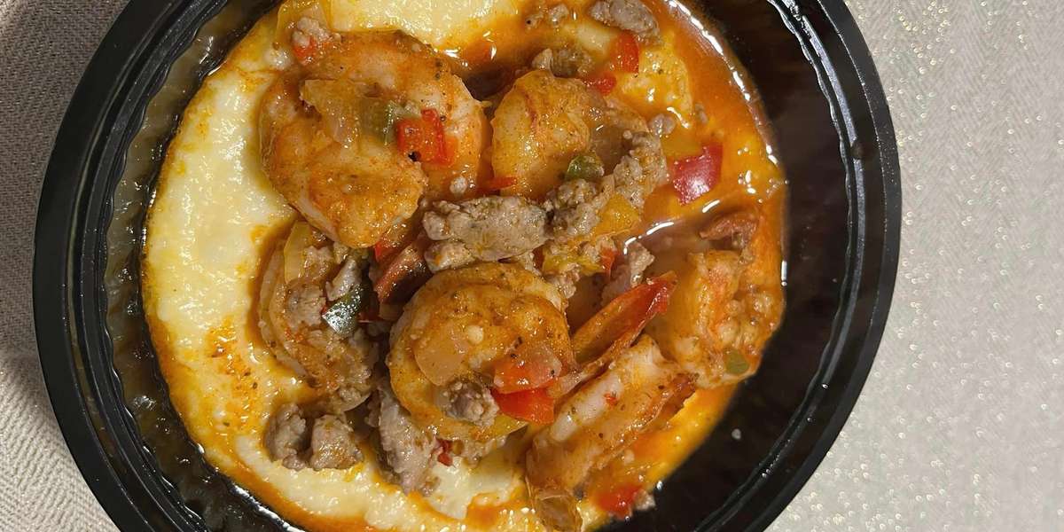 Ma'ama Tee's Cookin & Catering