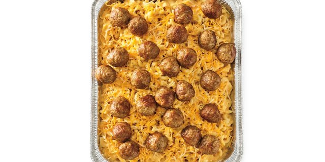 Creamy Cheddar Mac & Cheese With Meatballs