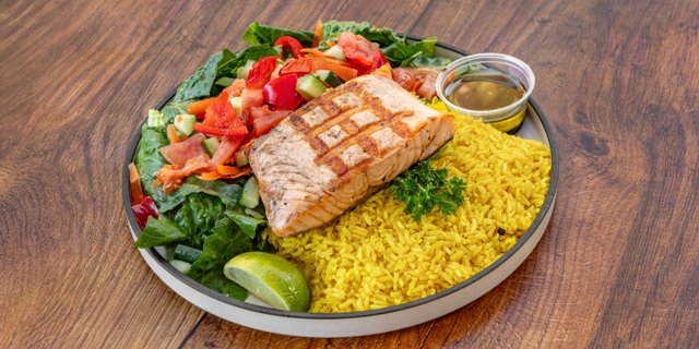 Grilled Salmon Entree