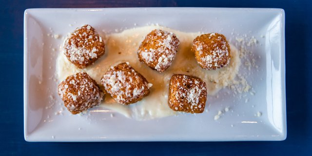 Mac & Cheese Bites Tray
