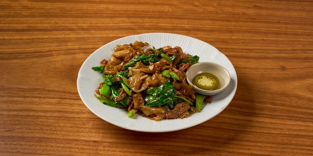 Pad See Eew Tray