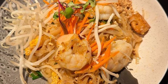 World Famous Pad Thai