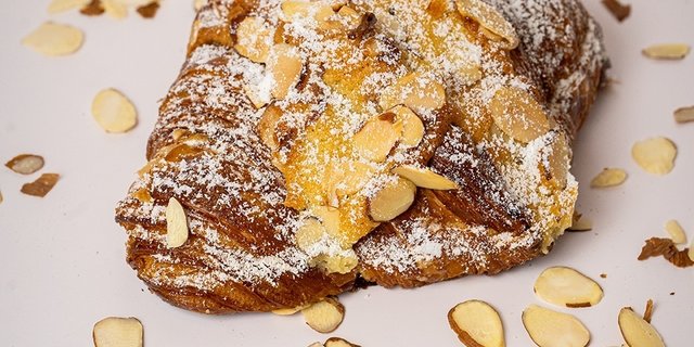 Almond Croissant