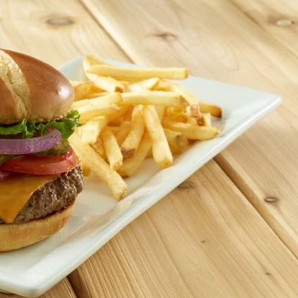 Classic Cheeseburger