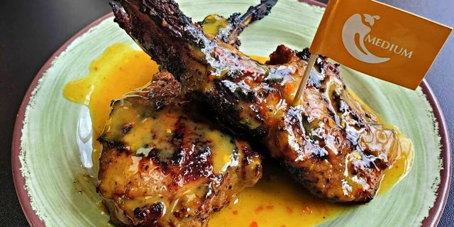 4 Lamb Chops