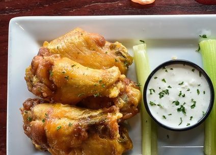 Traditional Bone In Jumbo Wings