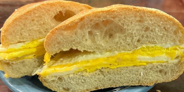 Egg & Cheese Sandwich