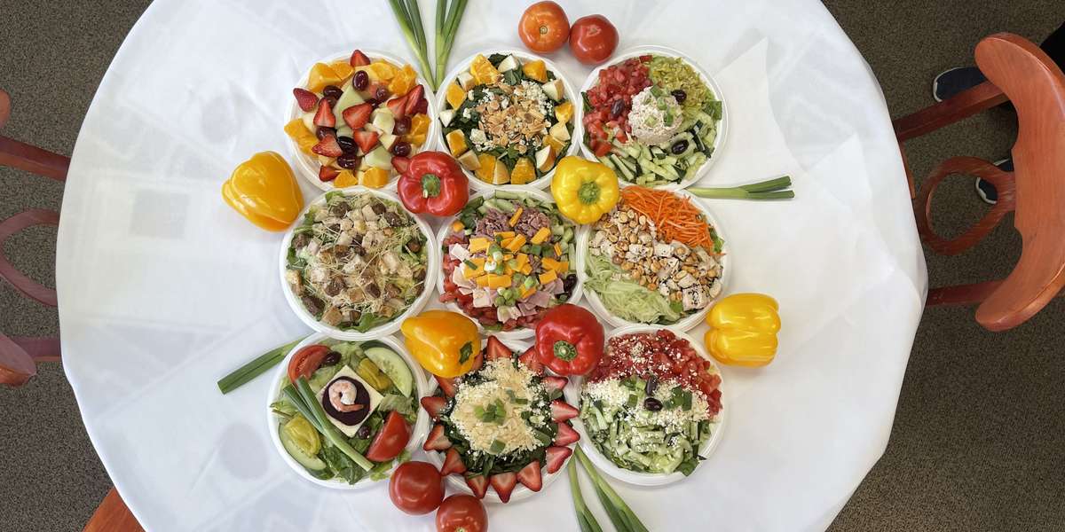 Woody’s Famous Salads