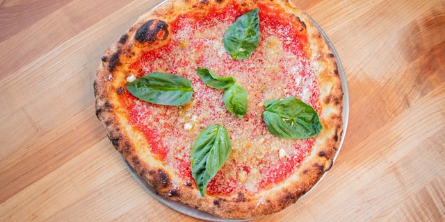Fiorelli Classic Pizza