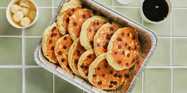 Chocolate Chip Pancake Platter