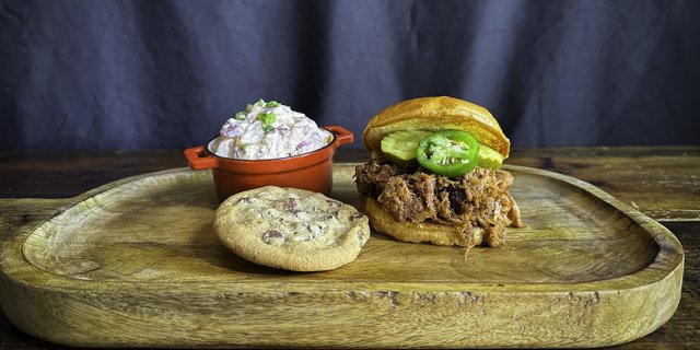 Pulled Pork Sandwich Boxed Lunch
