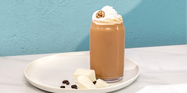 Snowy Mocha Box (96oz)