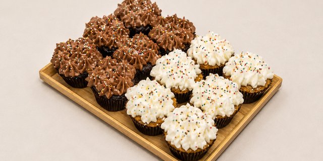 Dozen Vegan Cupcakes