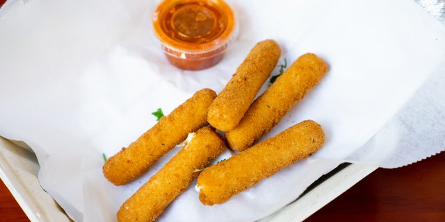 Mozzarella Sticks