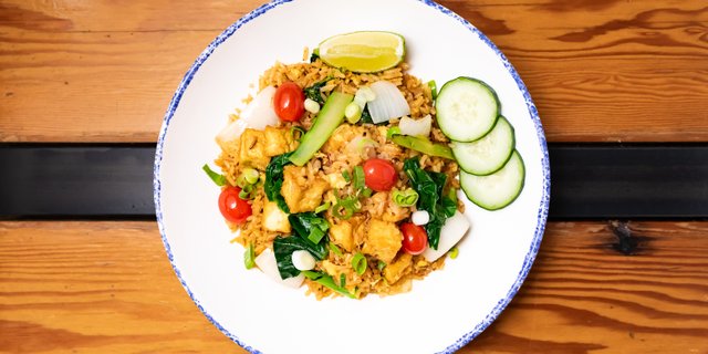 Vegan Khao Pad
