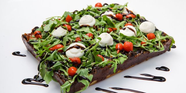 Green Goddess Pizza