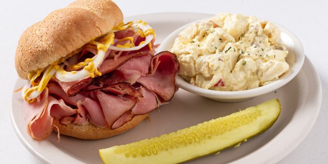 Sandwich +1 Side Bagged Lunch