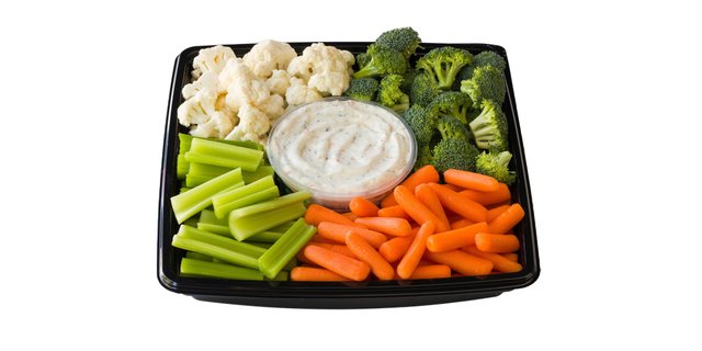 Vegetable Tray w/ Dip