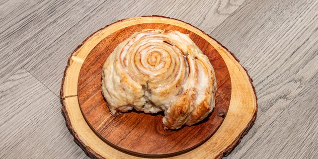Puff Pastry Cinnamon Roll