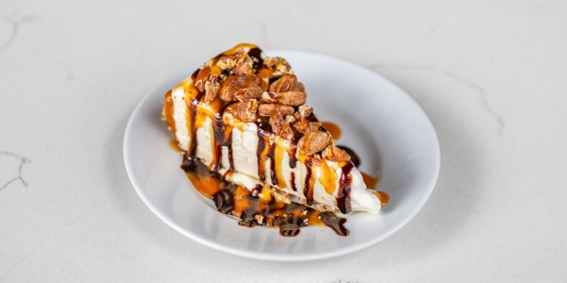 Turtle Cheesecake