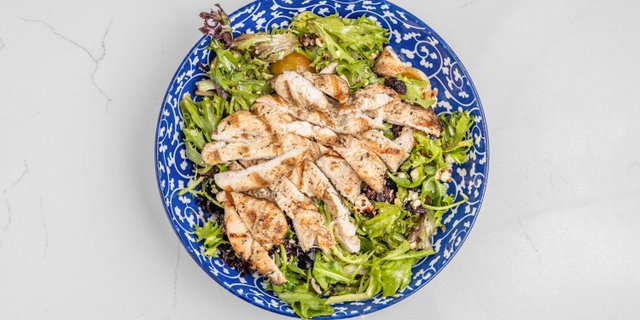 Grilled Chicken House Salad