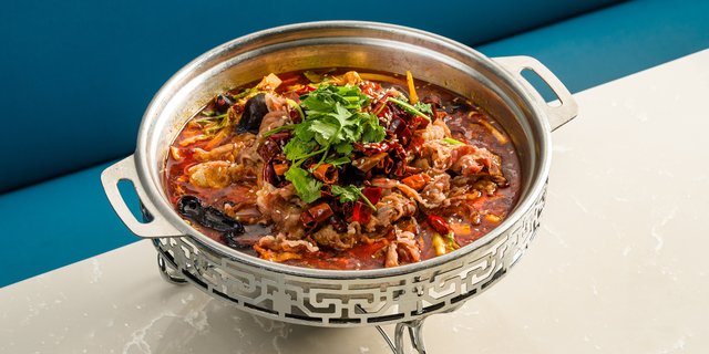 Sliced Beef w/ Hot Chili Soup
