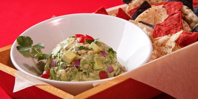 Chips & Guacamole