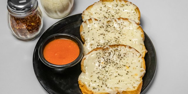 Cheesy Bread ($3.00 per person)