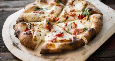 Revolve Pizza Kitchen