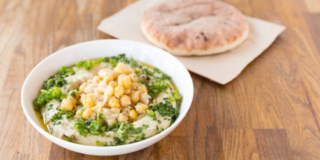 Traditional Hummus