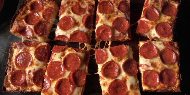 Build Your Own Large Deep Dish Pizza