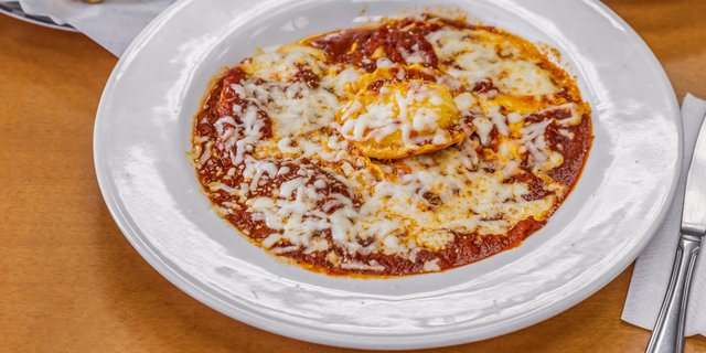 Jumbo Cheese Ravioli