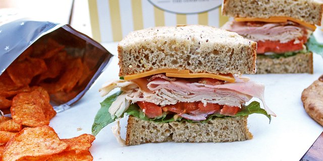 Signature Boxed Lunch