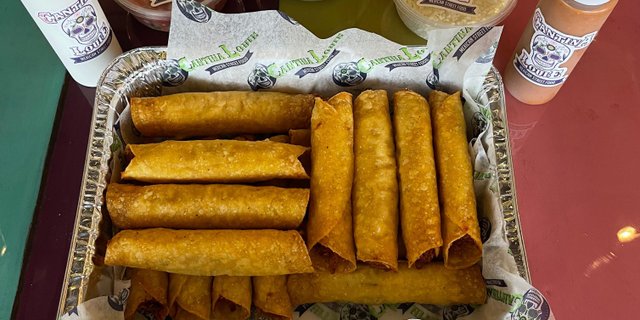 Cantina Louie Chicken Taquitos Package