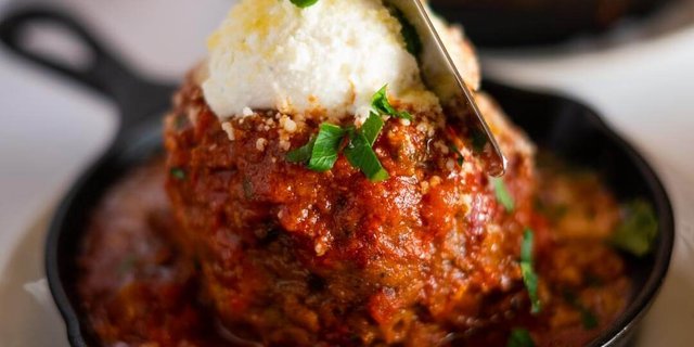 Wagyu Meatballs w/ Whipped Ricotta