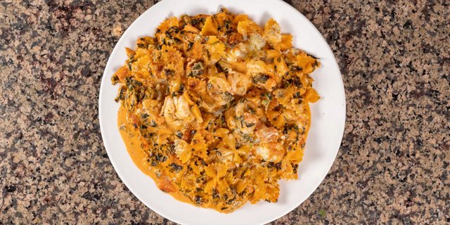 Bowtie Macaroni w/ Shrimp & Gorgonzola