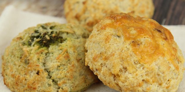 Buttermilk Savory Biscuit