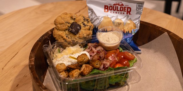 Deluxe Salad Boxed Lunch