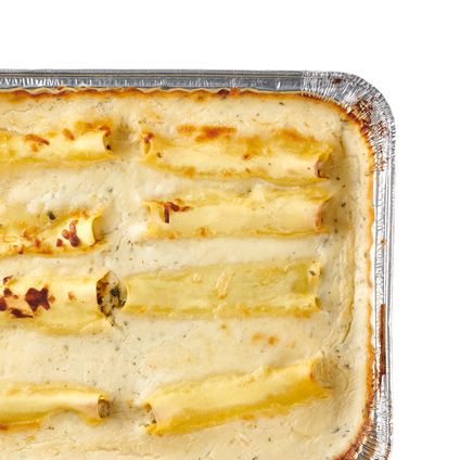 Chicken & Spinach Cannelloni w/ Lemon Bechamel Sauce