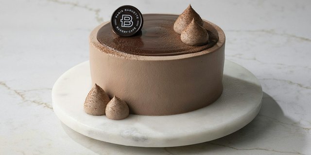 Mini Chocolate Mousse Layer Cake